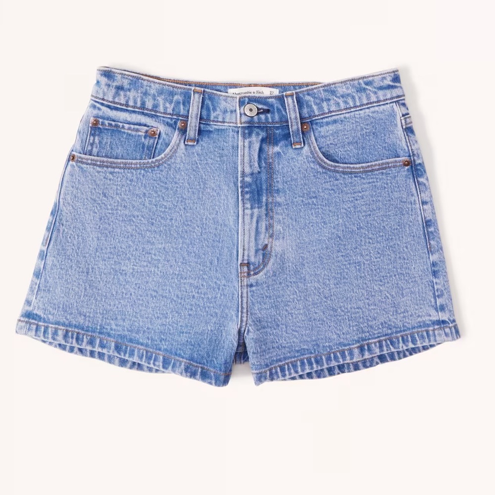 NWT Abercrombie Curve Love High Rise Mom Short
